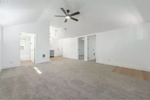 1860 W 12th Ave, Eugene, OR 97402 - Photo 8