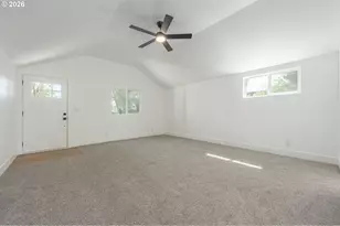 1860 W 12th Ave, Eugene, OR 97402 - Photo 6