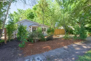 1860 W 12th Ave, Eugene, OR 97402 - Photo 4