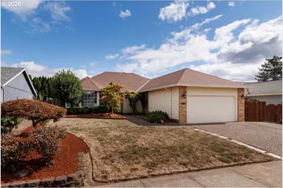 2234 SE 74th Ave, Hillsboro, OR 97123 - Photo 2