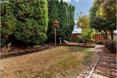 2234 SE 74th Ave, Hillsboro, OR 97123 - Photo 30