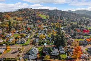 1530 SE Hamilton St, Roseburg, OR 97470 - Photo 38