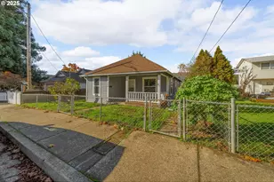 1530 SE Hamilton St, Roseburg, OR 97470 - Photo 2