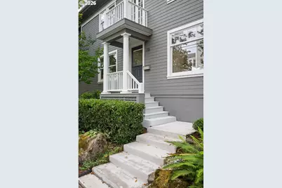 138 NE 18th Ave, Portland, OR 97232 - Photo 6