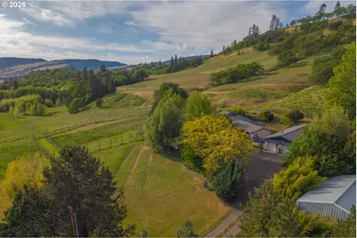 199 Old Highway 8, Lyle, WA 98635 - Photo 2