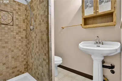 8490 SE Down Way, Milwaukie, OR 97267 - Photo 14