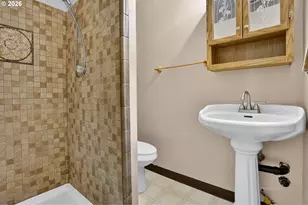 8490 SE Down Way, Milwaukie, OR 97267 - Photo 14