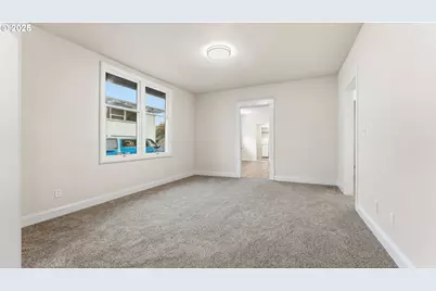 421 Golden Ave, Coos Bay, OR 97420 - Photo 8