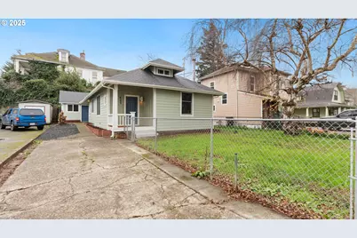 421 Golden Ave, Coos Bay, OR 97420 - Photo 2