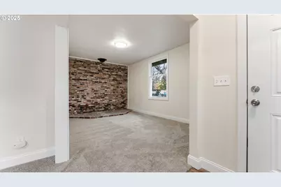 421 Golden Ave, Coos Bay, OR 97420 - Photo 6