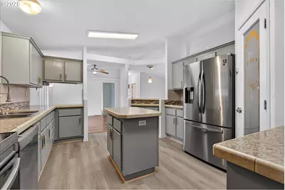 1680 Plum St, Baker City, OR 97814 - Photo 10