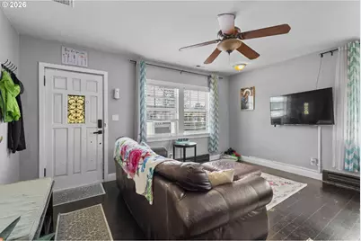 2904 E 24th St, Vancouver, WA 98661 - Photo 8