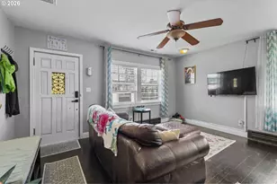 2904 E 24th St, Vancouver, WA 98661 - Photo 8