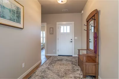 836 Durham Ave, Sutherlin, OR 97479 - Photo 6