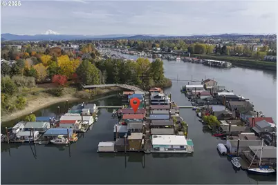 11630 N Island Cove Ln, Portland, OR 97217 - Photo 38