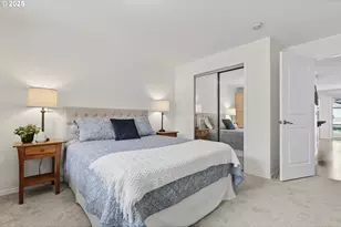 11630 N Island Cove Ln, Portland, OR 97217 - Photo 12