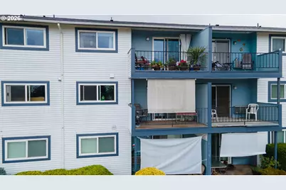 950 Evergreen Rd, Woodburn, OR 97071 - Photo 4