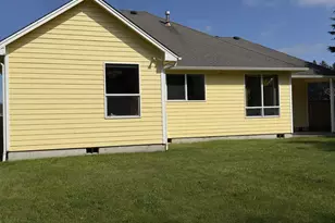 47 SW Gardenia Ave, Warrenton, OR 97146 - Photo 14