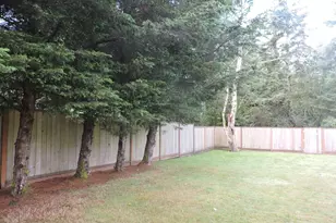 47 SW Gardenia Ave, Warrenton, OR 97146 - Photo 16