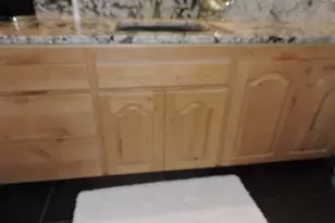 47 SW Gardenia Ave, Warrenton, OR 97146 - Photo 2