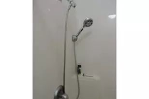 47 SW Gardenia Ave, Warrenton, OR 97146 - Photo 4