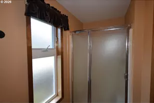 1609 NE 150th Ave, Portland, OR 97230 - Photo 24