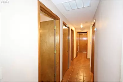 1609 NE 150th Ave, Portland, OR 97230 - Photo 18