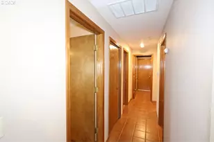 1609 NE 150th Ave, Portland, OR 97230 - Photo 18