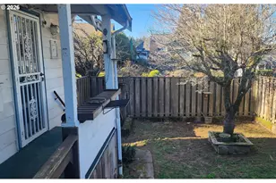 2605 NE Jarrett St, Portland, OR 97211 - Photo 6