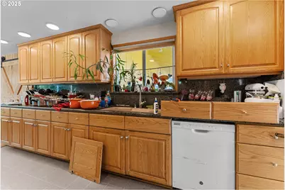 15780 Pelican Bay Dr, Brookings, OR 97415 - Photo 10