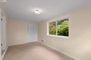 95 SE 87th Ave, Portland, OR 97216 - Photo 12
