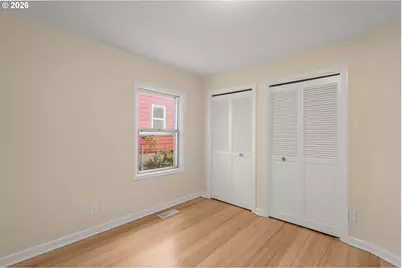 95 SE 87th Ave, Portland, OR 97216 - Photo 10