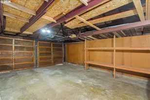 95 SE 87th Ave, Portland, OR 97216 - Photo 22