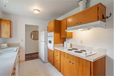 14035 SW Derby St, Beaverton, OR 97005 - Photo 6