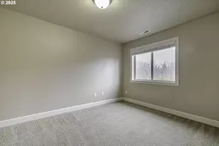 7915 SW Summerton St, Wilsonville, OR 97070 - Photo 30