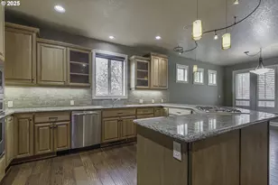 7915 SW Summerton St, Wilsonville, OR 97070 - Photo 14