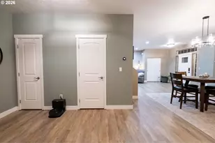 786 N View Dr, Winchester, OR 97495 - Photo 10