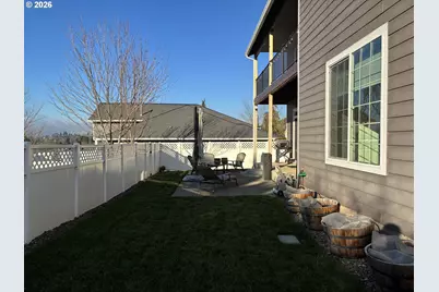 786 North View Dr, Winchester, OR 97495 - Photo 40