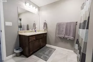 786 N View Dr, Winchester, OR 97495 - Photo 32