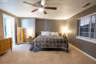 786 N View Dr, Winchester, OR 97495 - Photo 26