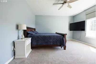 786 North View Dr, Winchester, OR 97495 - Photo 12