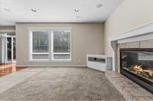 13006 SW Rockingham Dr, Portland, OR 97223 - Photo 14