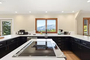 201 NW Country Place Road, White Salmon, WA 98672 - Photo 22