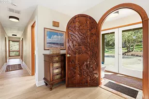 201 NW Country Place Road, White Salmon, WA 98672 - Photo 6