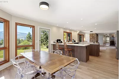 201 NW Country Place Rd, White Salmon, WA 98672 - Photo 28
