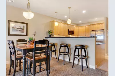 1000 N Holladay Dr #304, Seaside, OR 97138 - Photo 10