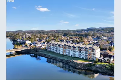 1000 N Holladay Dr #304, Seaside, OR 97138 - Photo 32