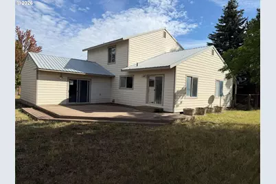 709 N Russell St, Joseph, OR 97846 - Photo 2