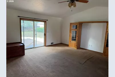 709 N Russell St, Joseph, OR 97846 - Photo 12
