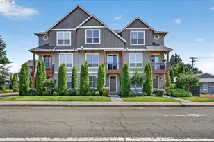 437 NE 4th Ave, Canby, OR 97013 - Photo 2